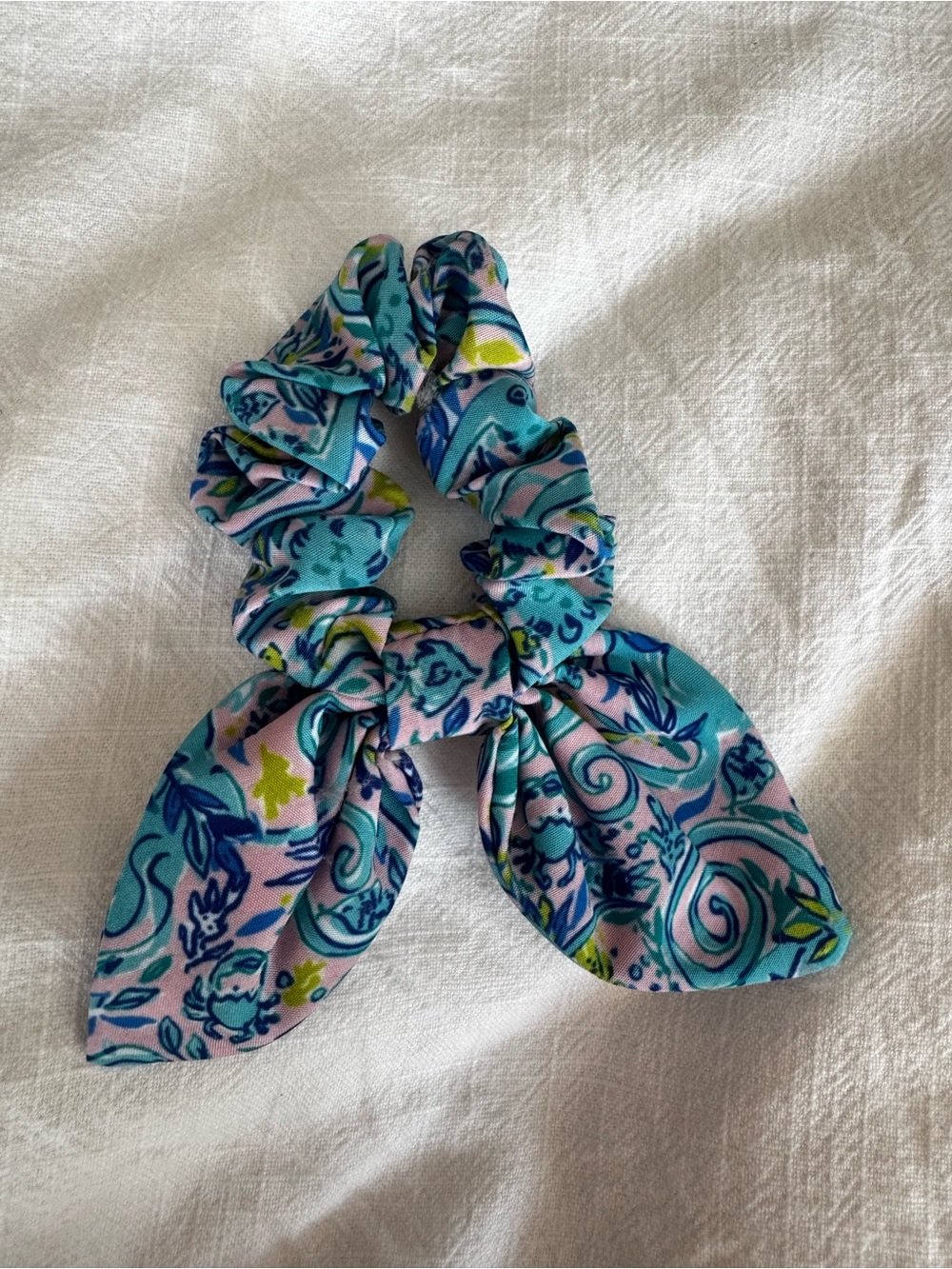 NWOT Lilly Pulitzer Teal, Pink & Lime Paisley Bow Scrunchie